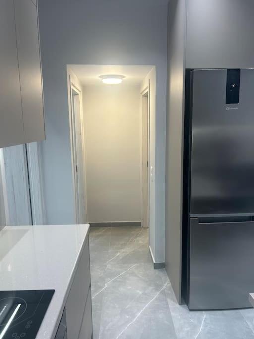 Luxury Apt 5Min To Metro Nikaia Πειραιάς Εξωτερικό φωτογραφία